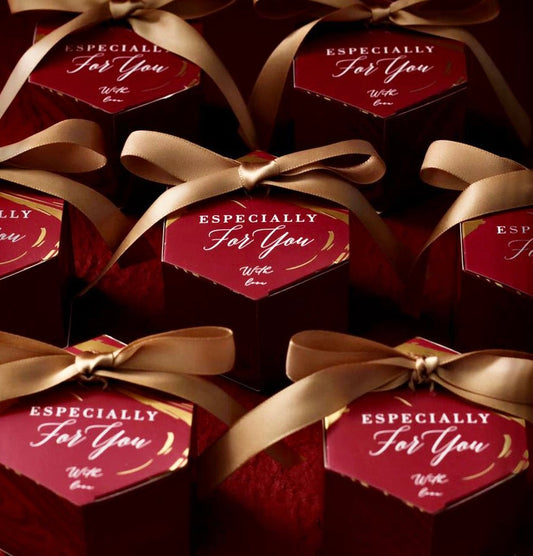 Red Luxury - Design 331