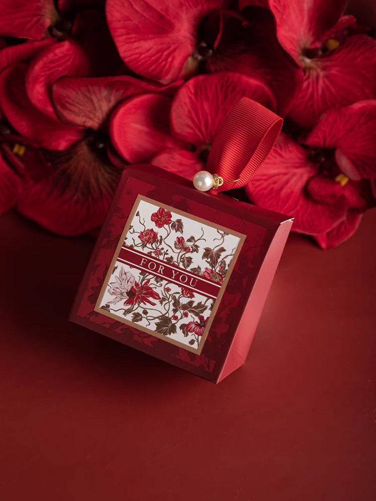 Red Luxury - Design 38